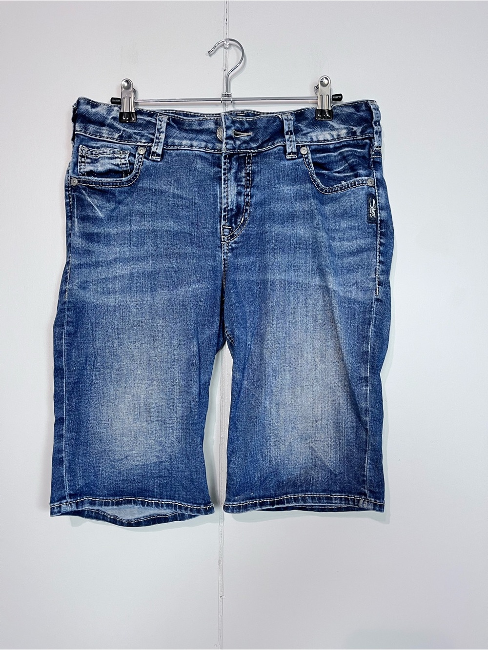Silver Suki Bermuda Denim Shorts W30 L11 Medium Wash